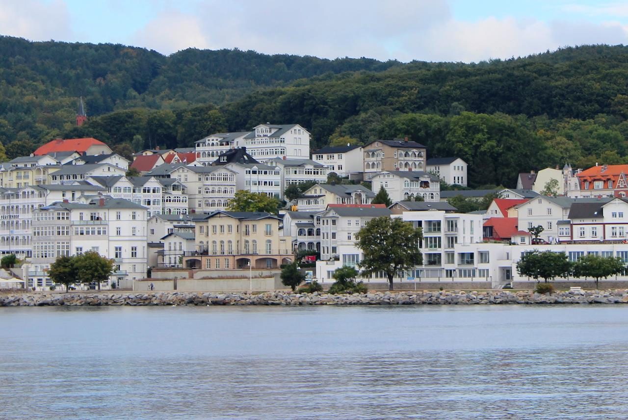 Altstadt mit Strandpromenade von Sassnitz (Foto Tacachie)