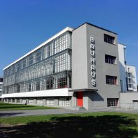 Beim Bauhaus in Dessau