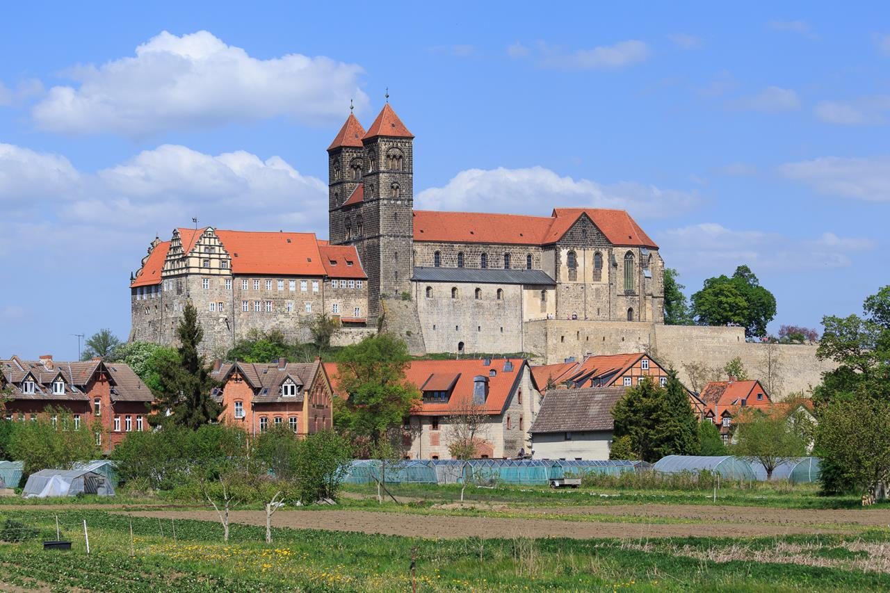 Markante Landmarke von Quedlinburg: Der Schlossberg (Foto Avda)