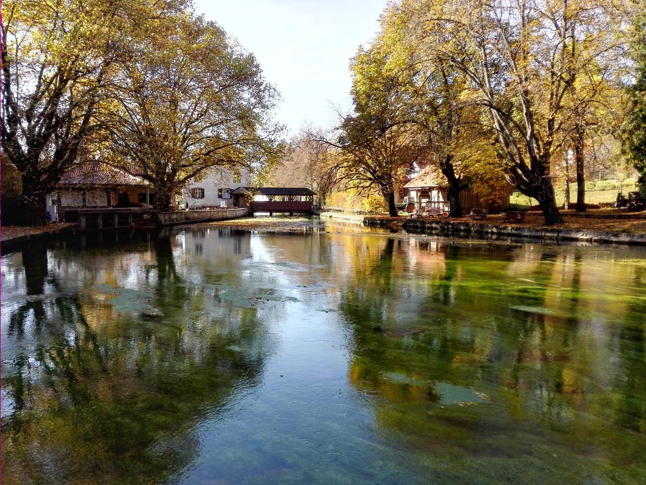 Hier tritt das versunkene Donauwasser wieder an die Oberfläche