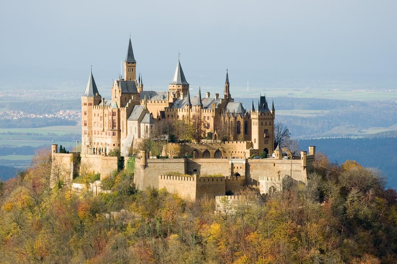 Luftbild der Burg (Foto A. Kniesel)
