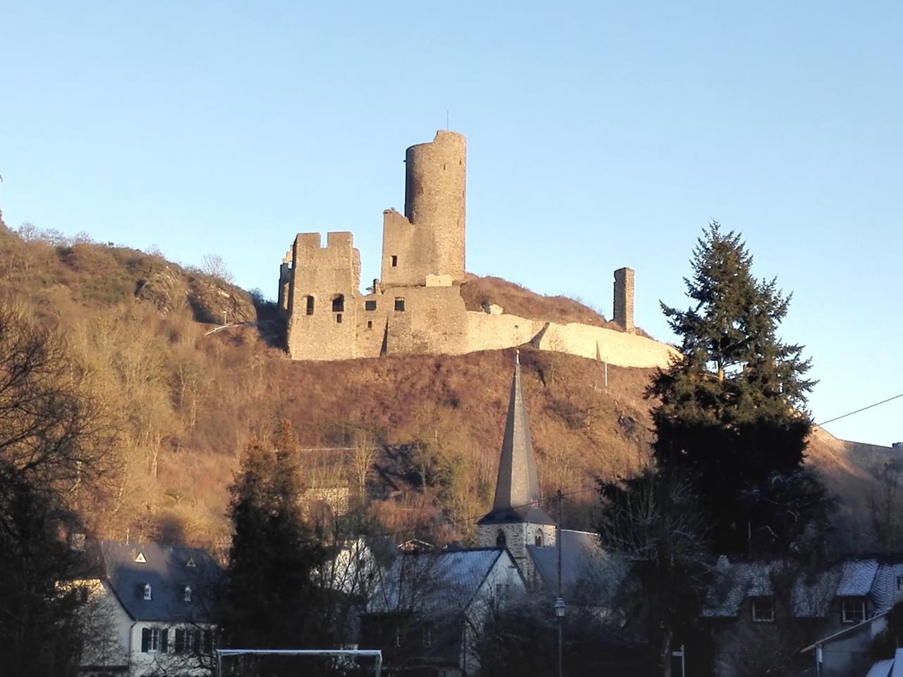 Blick von der Elzbrücke Richtung Monreal