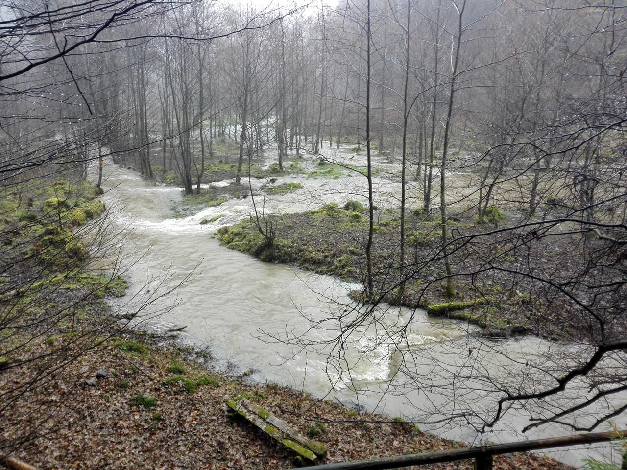 Im Dauerregen nach Oberlahr