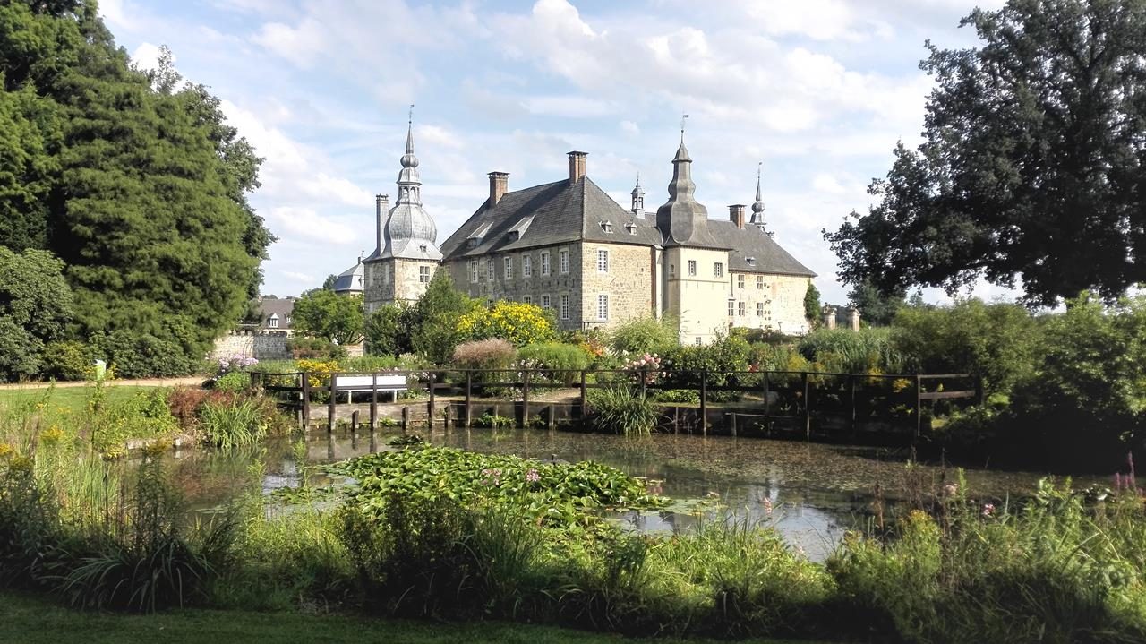 Am Wasserschloss Lembeck