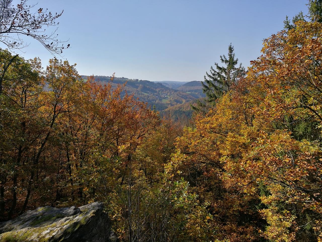 Auf dem Eifelsteig über dem Rurtal