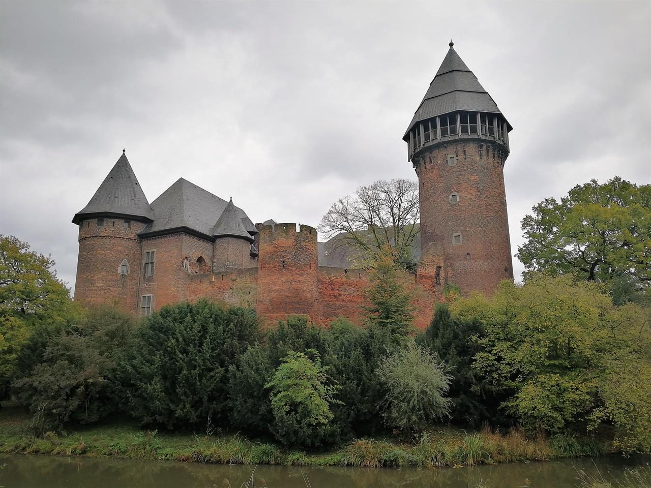 Auf Burg Linn