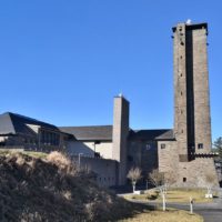 Sonne über der Burg Vogelsang