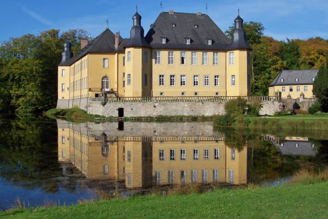 Heimatrunde Büttgen, Liedberg, Schloss Dyck, Nikolauskloster