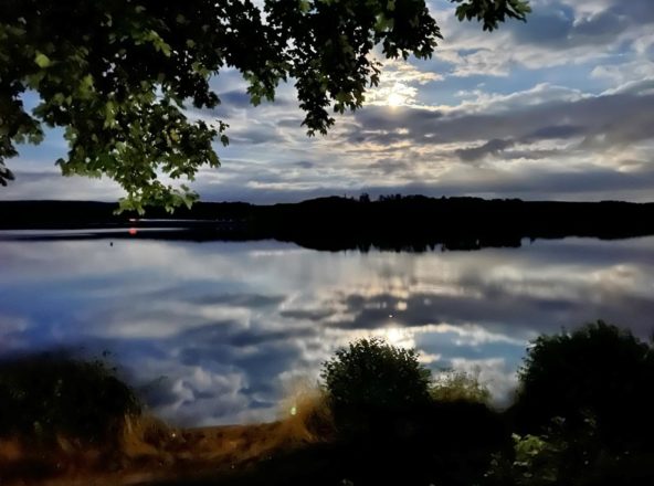 Vollmond über dem Möhnesee