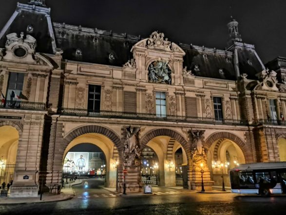 Paris a la nuit